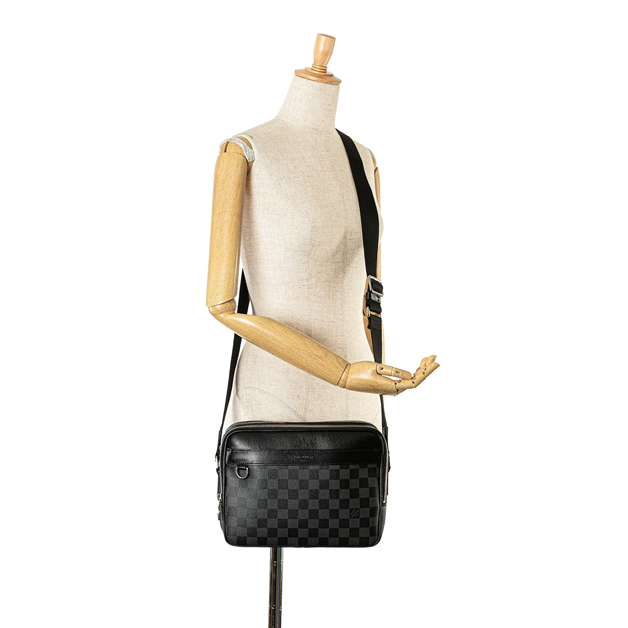 Black Louis Vuitton Damier Graphite Trocadero MM Crossbody Bag