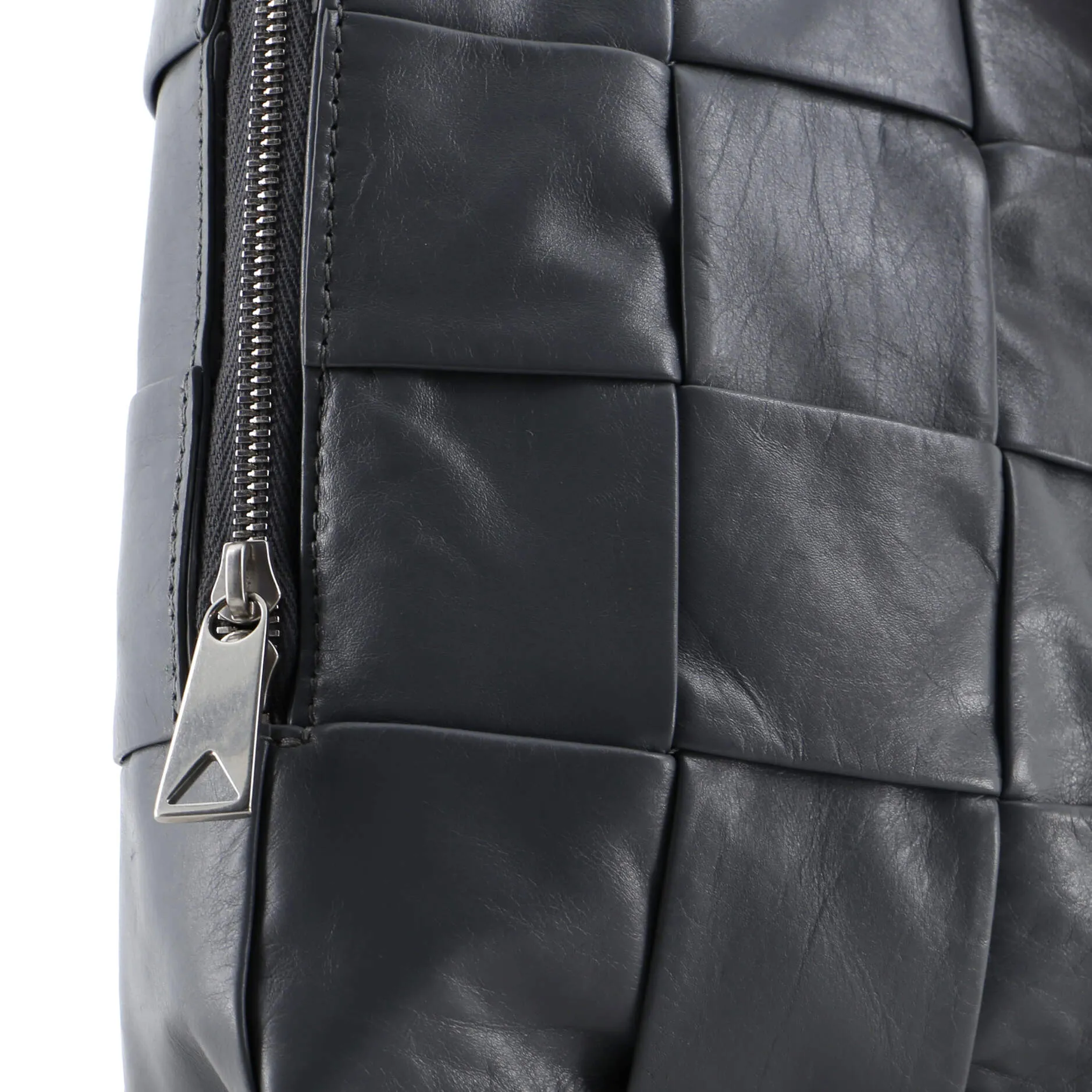 Cassette Sling Crossbody Bag Maxi Intrecciato Leather