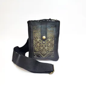 Gia leather black Nadia Laser sling pouch