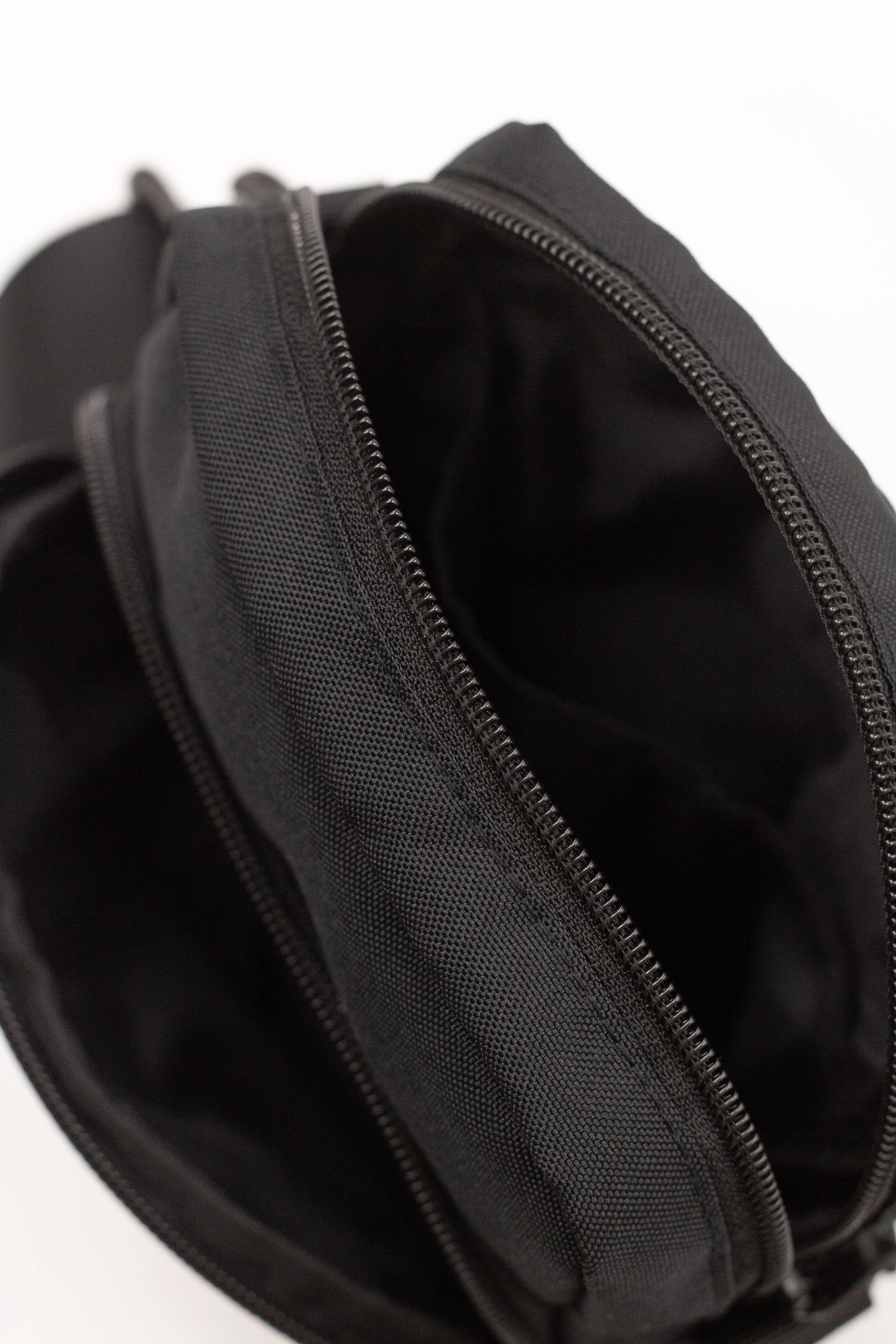 RUBASHKA CROSS BODY BAG BLACK
