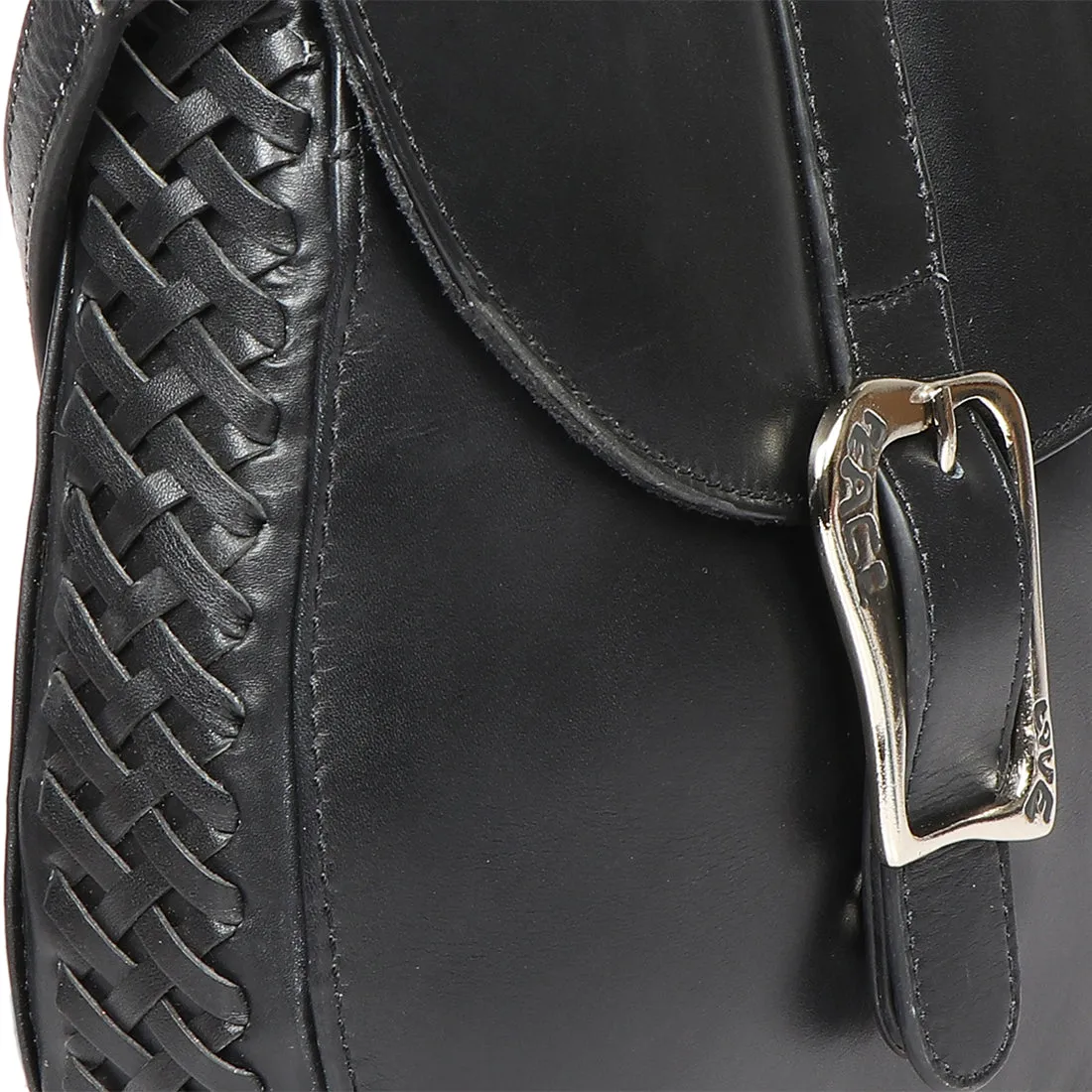 STEVIE 01 SLING BAG
